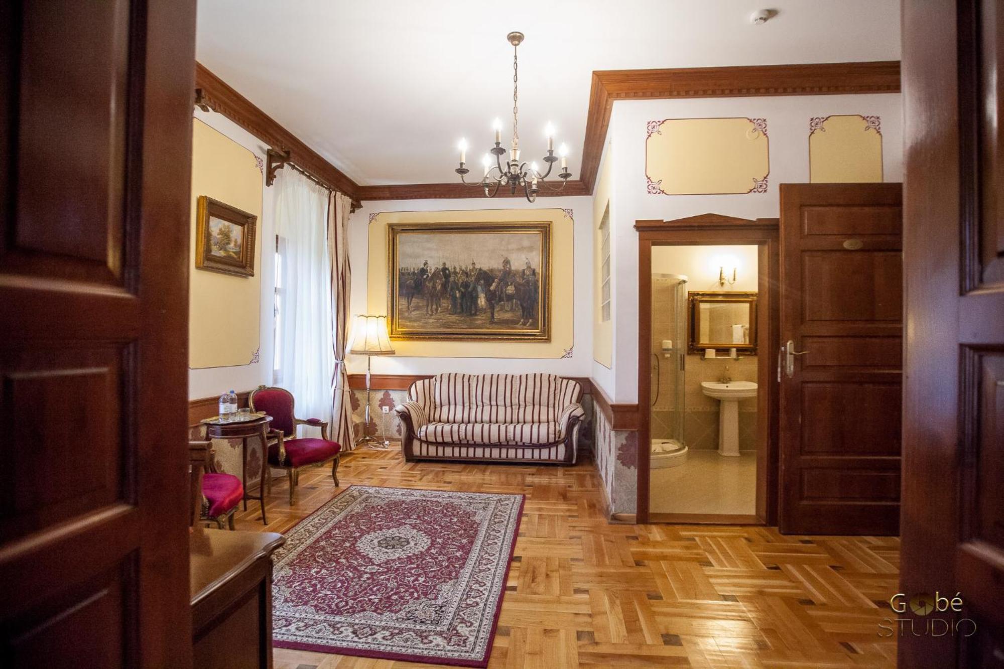 Castel Haller Ogra Esterno foto