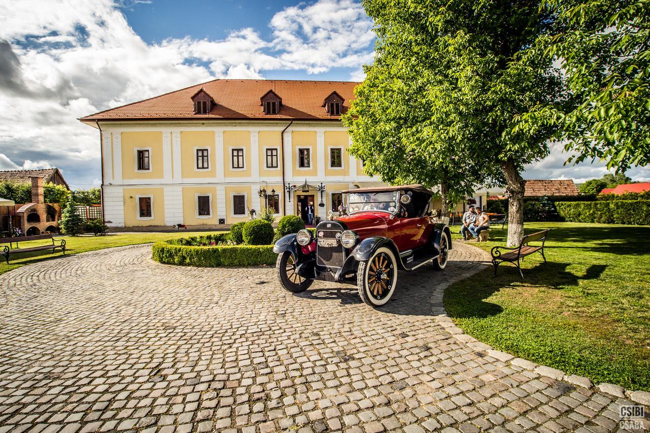 Castel Haller Ogra Esterno foto